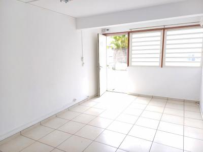 For rent Saint-denis 30 m2 Reunion (97400) photo 0