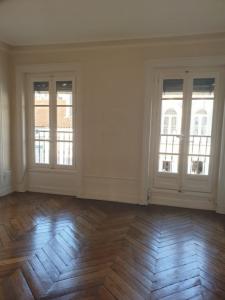 Louer Appartement Lyon-6eme-arrondissement 1755 euros