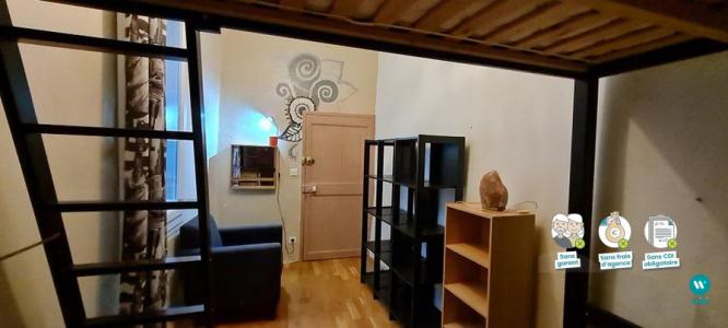 Louer Maison 12 m2 Isle-sur-la-sorgue