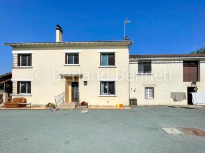 For sale Chef-boutonne 5 rooms 109 m2 Deux sevres (79110) photo 0