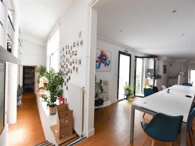 For rent Paris-15eme-arrondissement 148 m2 Paris (75015) photo 1