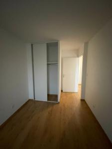 Louer Appartement Saint-priest 799 euros