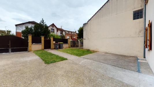 For rent Romainville 150 m2 Seine saint denis (93230) photo 3