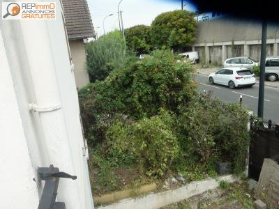 For sale Stains 5 rooms 135 m2 Seine saint denis (93240) photo 2