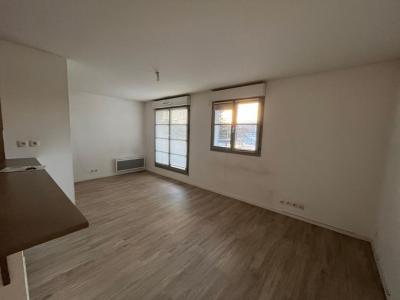 For rent Arpajon 3 rooms 61 m2 Essonne (91290) photo 1