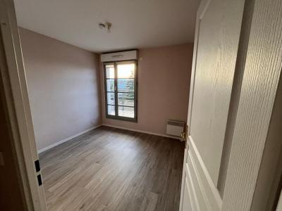 For rent Arpajon 3 rooms 61 m2 Essonne (91290) photo 2