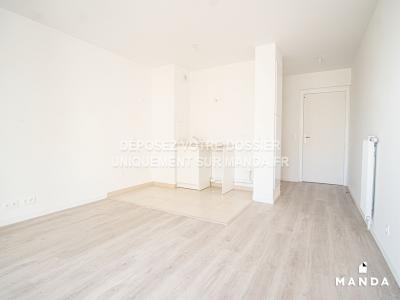 For rent Reims 2 rooms 45 m2 Marne (51100) photo 1