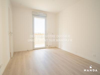 For rent Reims 2 rooms 45 m2 Marne (51100) photo 3