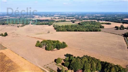 For sale Rochefoucauld 1 room 1 m2 Charente (16110) photo 0