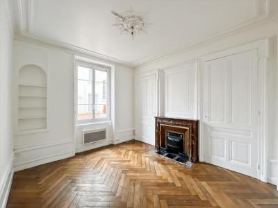 Louer Appartement Lyon-6eme-arrondissement 1515 euros