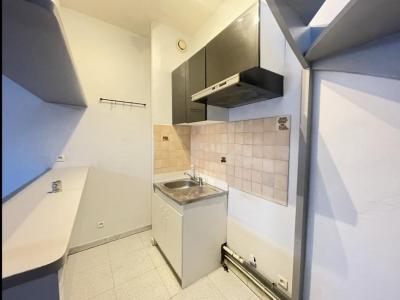 For rent Nimes 1 room 29 m2 Gard (30000) photo 3