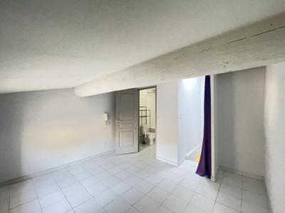 For rent Nimes 1 room 29 m2 Gard (30000) photo 4