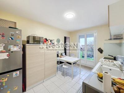 For sale Blois 4 rooms 93 m2 Loir et cher (41000) photo 4