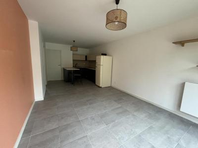 For rent Nantes 3 rooms 61 m2 Loire atlantique (44100) photo 2