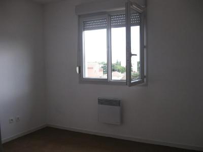 For sale 2 rooms 40 m2 Saone et loire (71000) photo 2