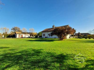 For sale Pissos 8 rooms 240 m2 Landes (40410) photo 0