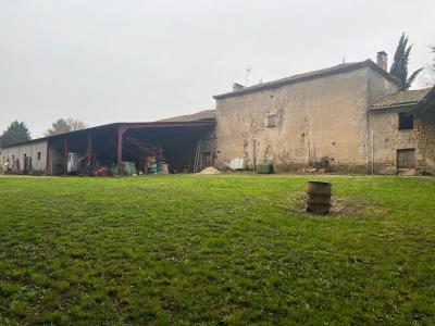 For sale Pleuville 4 rooms 125 m2 Charente (16490) photo 3