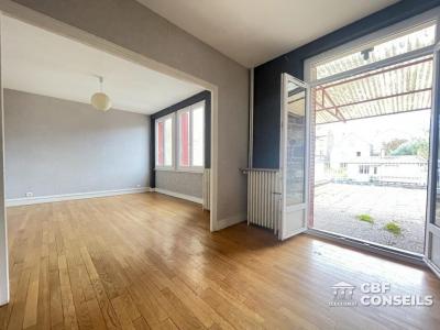 For sale Clermont-ferrand 6 rooms 134 m2 Puy de dome (63000) photo 3