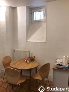 Louer Appartement Paris-6eme-arrondissement 2200 euros