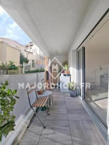 For sale Marseille-6eme-arrondissement 3 rooms 57 m2 Bouches du Rhone (13006) photo 0