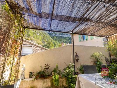 For sale Fontaine-de-vaucluse 4 rooms 97 m2 Vaucluse (84800) photo 1