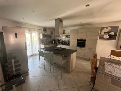 For sale Gigean 5 rooms 169 m2 Herault (34770) photo 3