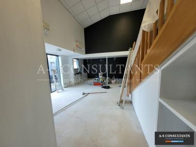 Acheter Commerce 560 m2 Saint-priest