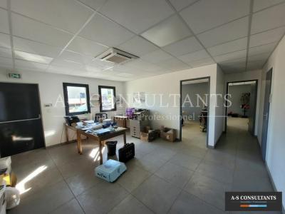 For rent Saint-pierre-de-boeuf 1120 m2 Loire (42520) photo 3