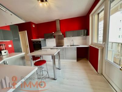 For sale Saint-etienne 3 rooms 82 m2 Loire (42000) photo 0