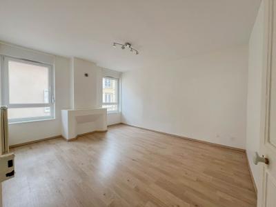 Acheter Appartement  890 euros