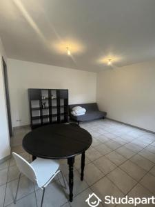 For rent Gauchy 1 room 24 m2 Aisne (02430) photo 2