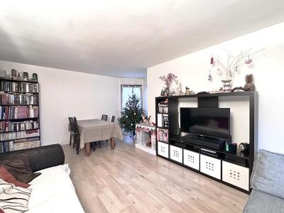 For sale Chesnay 3 rooms 67 m2 Yvelines (78150) photo 1