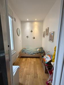 For sale Paris-3eme-arrondissement 2 rooms 30 m2 Paris (75003) photo 2