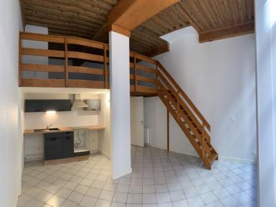 For rent Lyon-1er-arrondissement 2 rooms 54 m2 Rhone (69001) photo 0