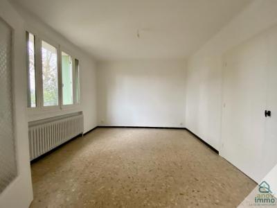 For sale Vaulx-en-velin 4 rooms 107 m2 Rhone (69120) photo 2