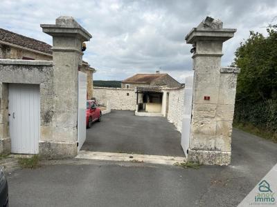 For sale Champmillon 5 rooms 135 m2 Charente (16290) photo 0