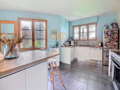 For sale Saint-jean-d'angely 8 rooms 173 m2 Charente maritime (17400) photo 2