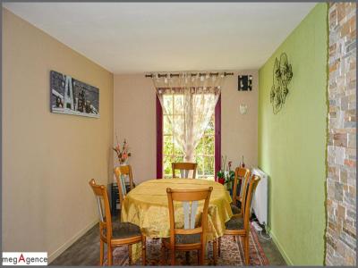 For sale Requeil 5 rooms 90 m2 Sarthe (72510) photo 4