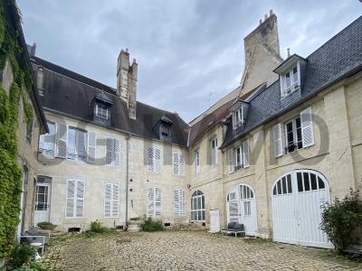 For sale Bourges 16 rooms 550 m2 Cher (18000) photo 0