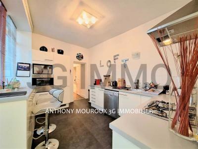 For sale Bourg-en-bresse 5 rooms 143 m2 Ain (01000) photo 0