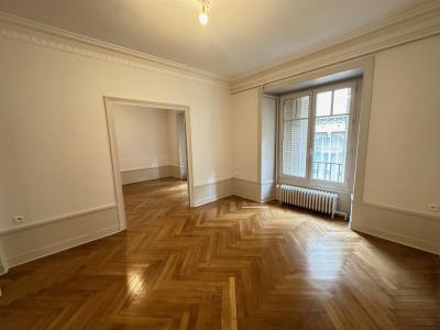 For rent Lyon-6eme-arrondissement 3 rooms 101 m2 Rhone (69006) photo 1