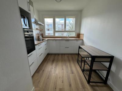 Louer Appartement 89 m2 Laval