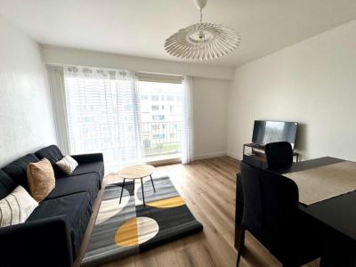 Louer Appartement Laval 380 euros