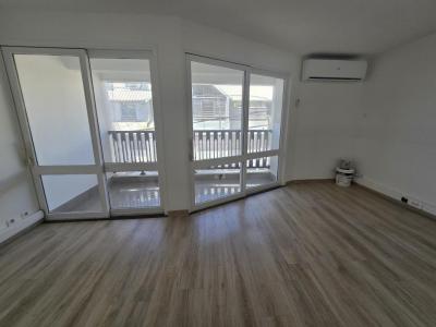 For rent Saint-pierre 74 m2 Reunion (97410) photo 1