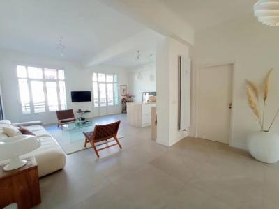 For sale Nice 4 rooms 89 m2 Alpes Maritimes (06000) photo 2