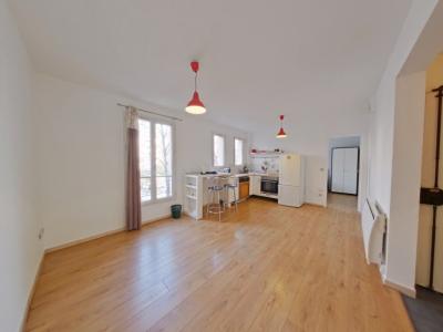 For rent Paris-11eme-arrondissement 2 rooms 37 m2 Paris (75011) photo 1