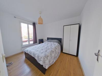 For rent Paris-11eme-arrondissement 2 rooms 37 m2 Paris (75011) photo 2