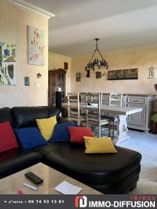 For sale BEAUMONT 5 rooms 84 m2 Bouches du Rhone (13012) photo 3