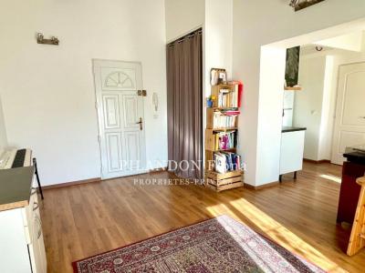 For sale Lauris 2 rooms 38 m2 Vaucluse (84360) photo 0