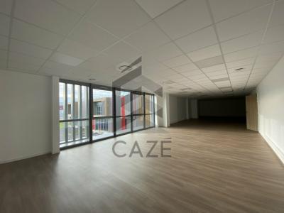 For rent Tresses 713 m2 Gironde (33370) photo 4